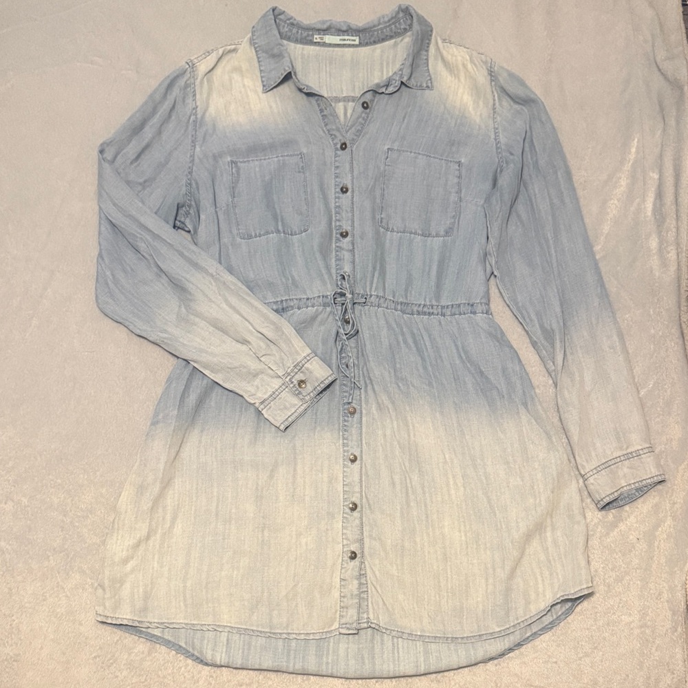 Maurices Light Blue Ombre Button-Down Dress